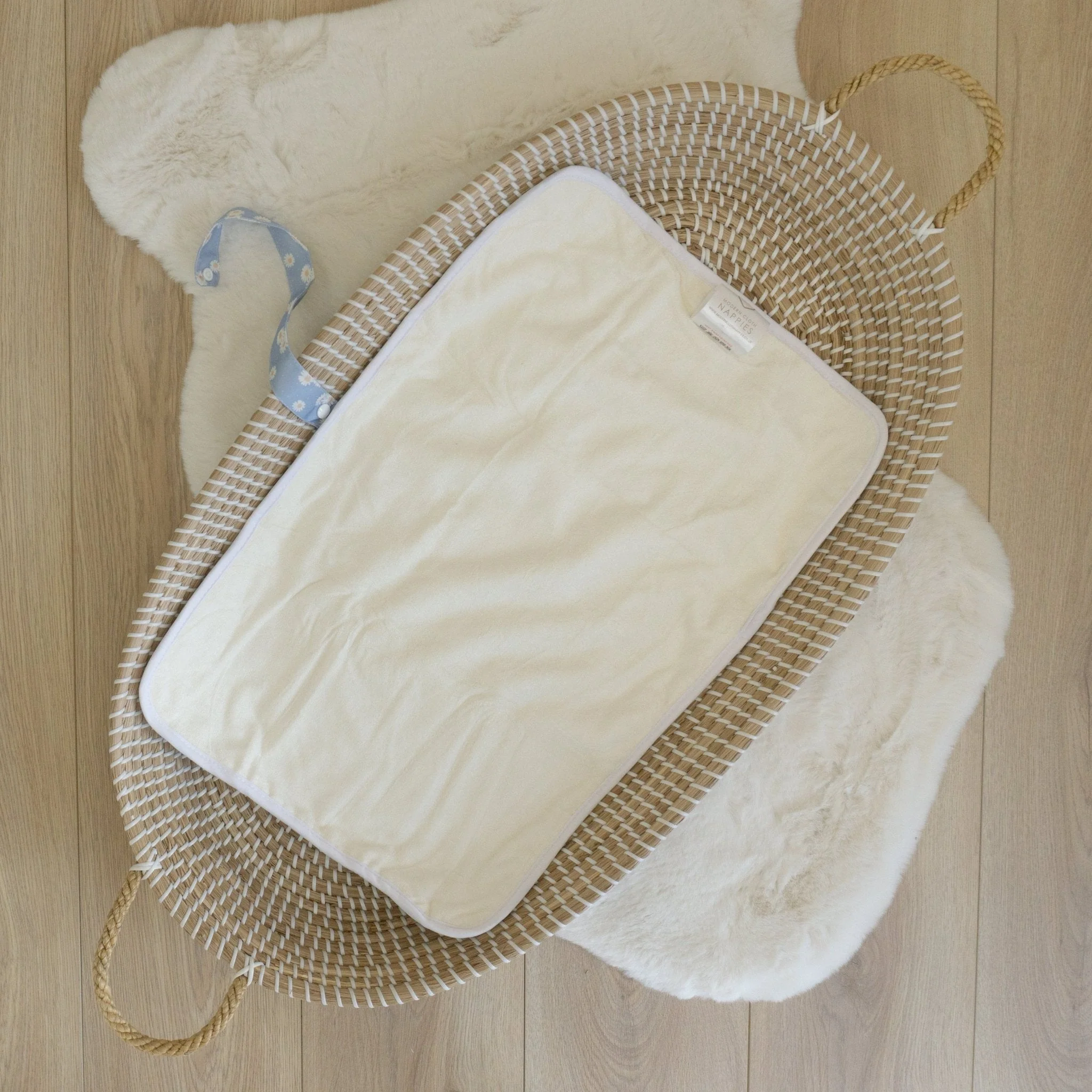 Baby Travel Changing Mats - Ditsy Daisy Sky Blue - Image 3
