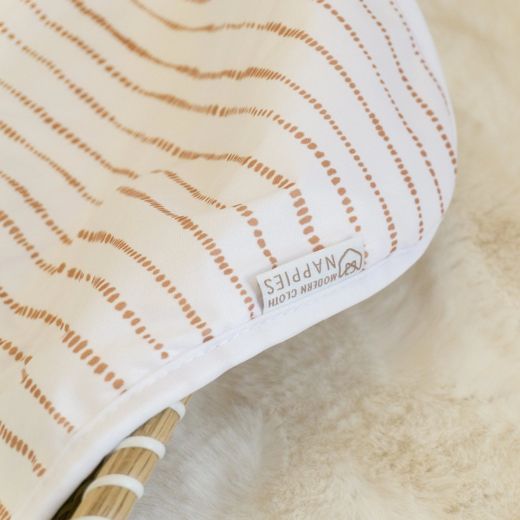 Baby Travel Changing Mats - Dune White with Tan - Image 4