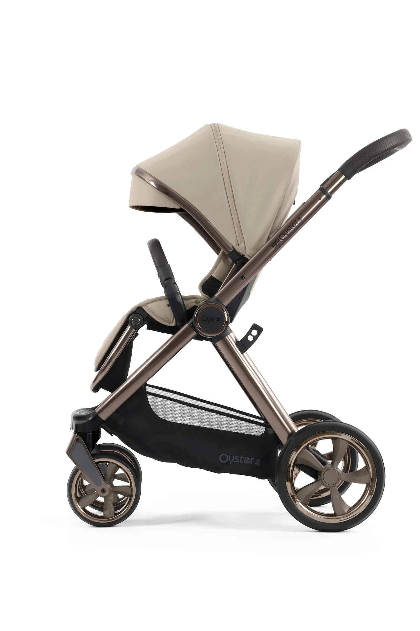 Babystyle Oyster 4 Essential Bundle with Maxi Cosi Cabriofix Car Seat - Image 13
