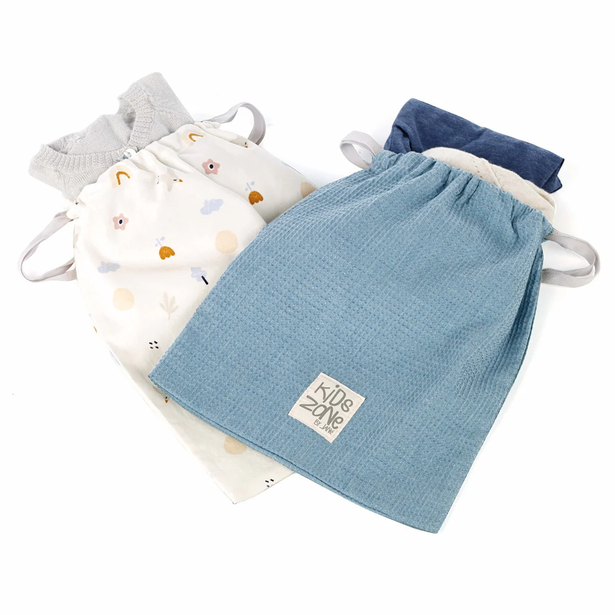 Birth Bags, Pack of 4 bags with different prints and fabrics - Image 3