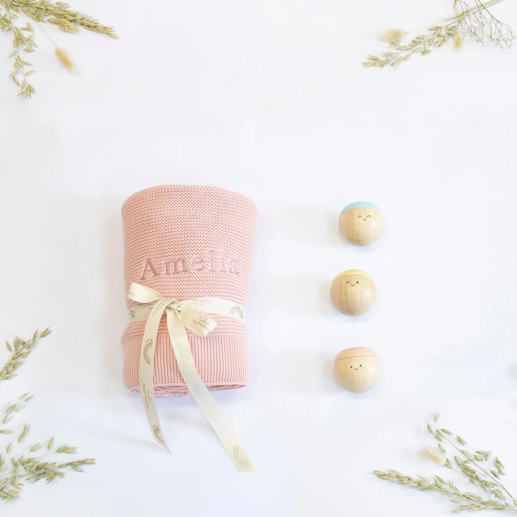 BLANKET AND SENSORY BALLS GIFT SET - Image 3