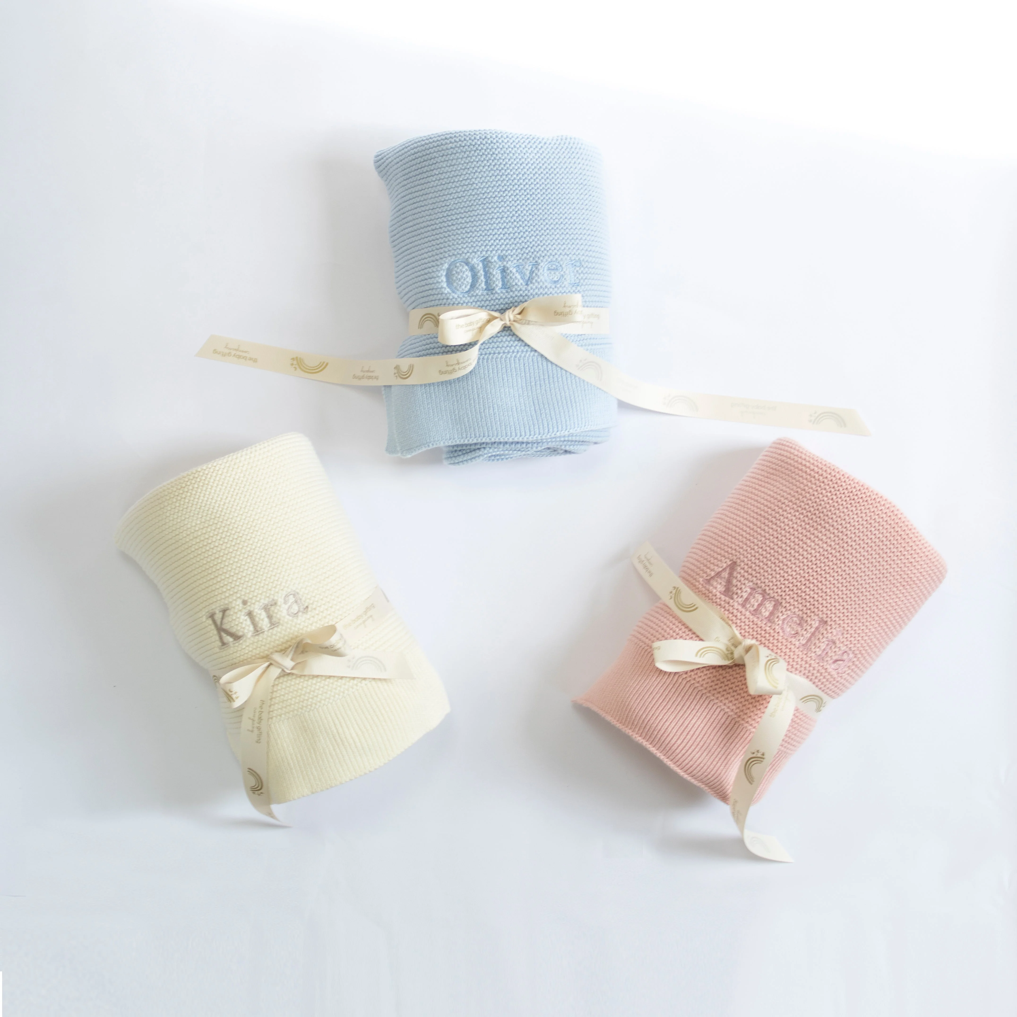 BLANKET AND SENSORY BALLS GIFT SET - Image 5