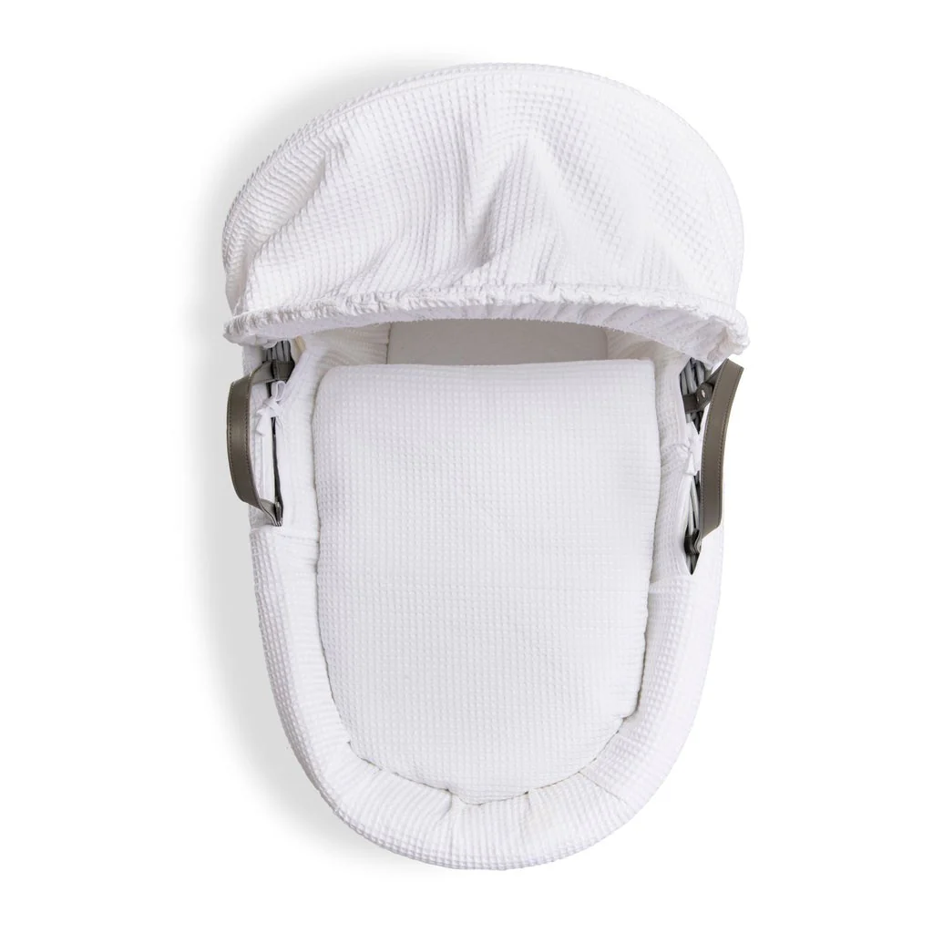Clair De Lune Grey Wicker Moses Basket - Image 3