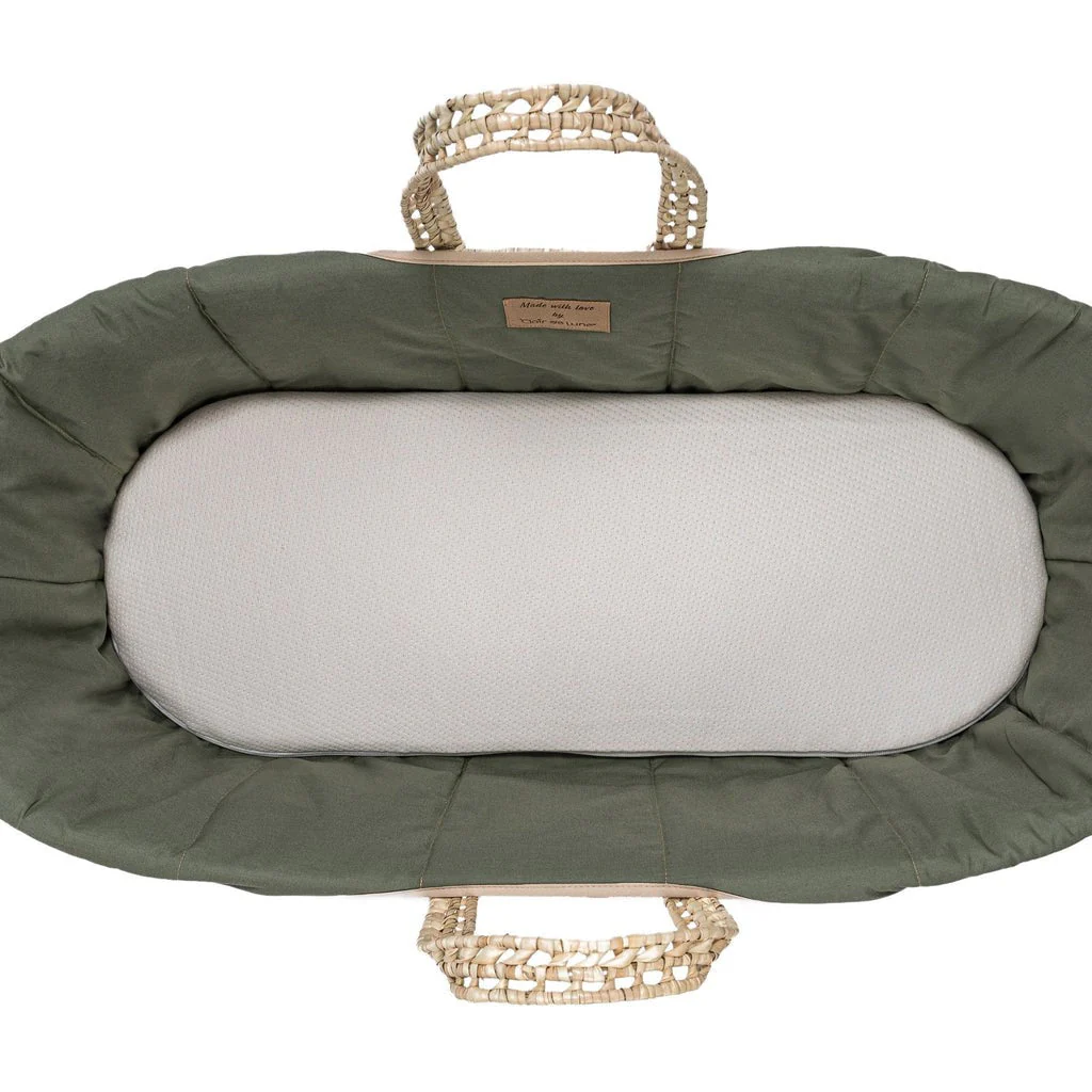 Clair De Lune Organic Palm Moses Basket - Image 12