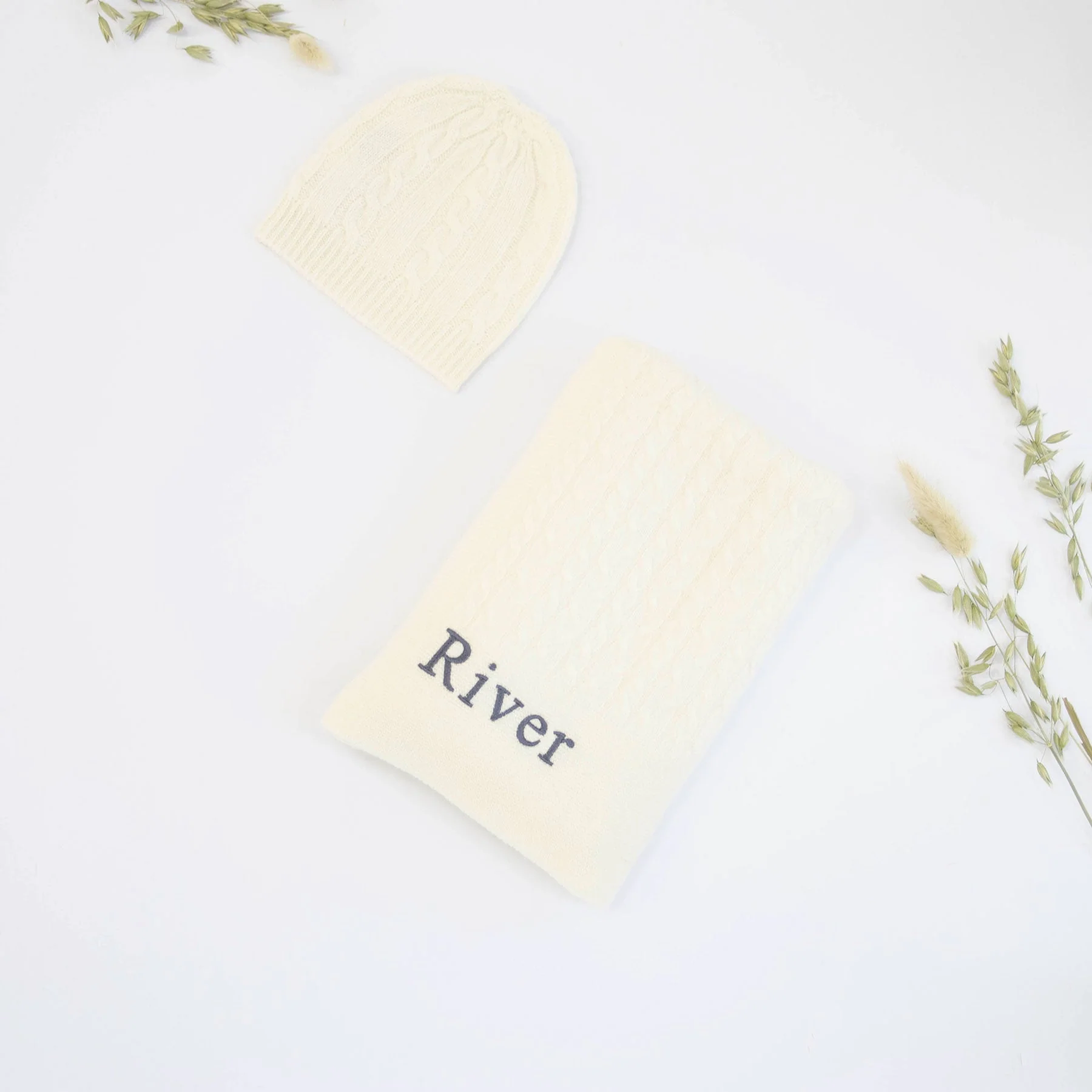CLASSIC CASHMERE BABY GIFT SET - IVORY - Image 2