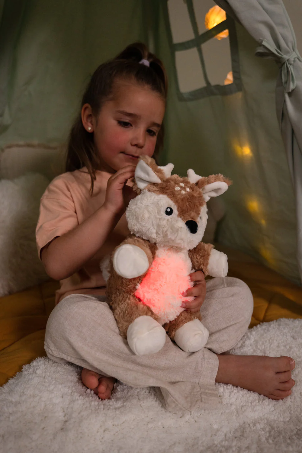 Cloud B LoveLight Buddies Finley the Fawn Night Light with Warm Glow & Portable Lantern - Image 5