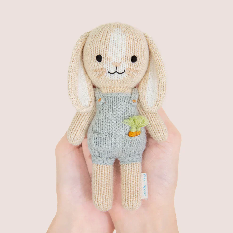 cuddle+kind - Tiny Collection in a Box - Henry the Bunny - Image 4