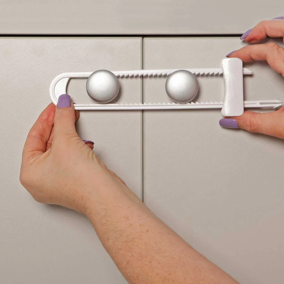 Dreambaby Sliding Lock (3pk) - Image 2