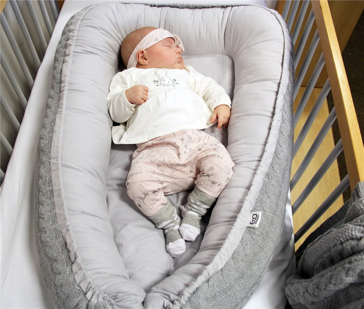EKO Reversible Cotton Baby Cocoon - Image 4