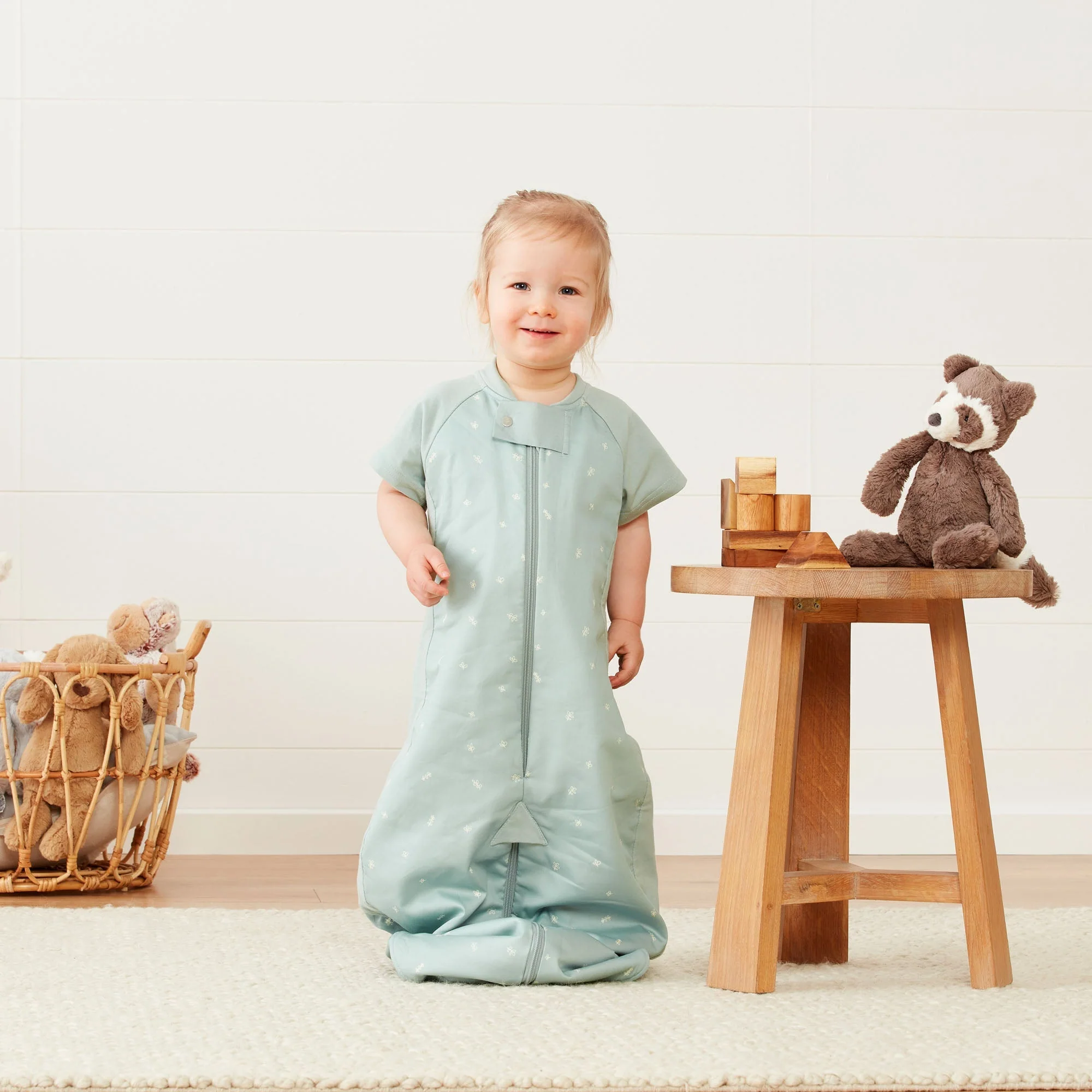 ergoPouch - Organic All Year Short Sleeved 2 in 1 Sleeping Suit Bag - Sage 1.0 TOG - Image 4