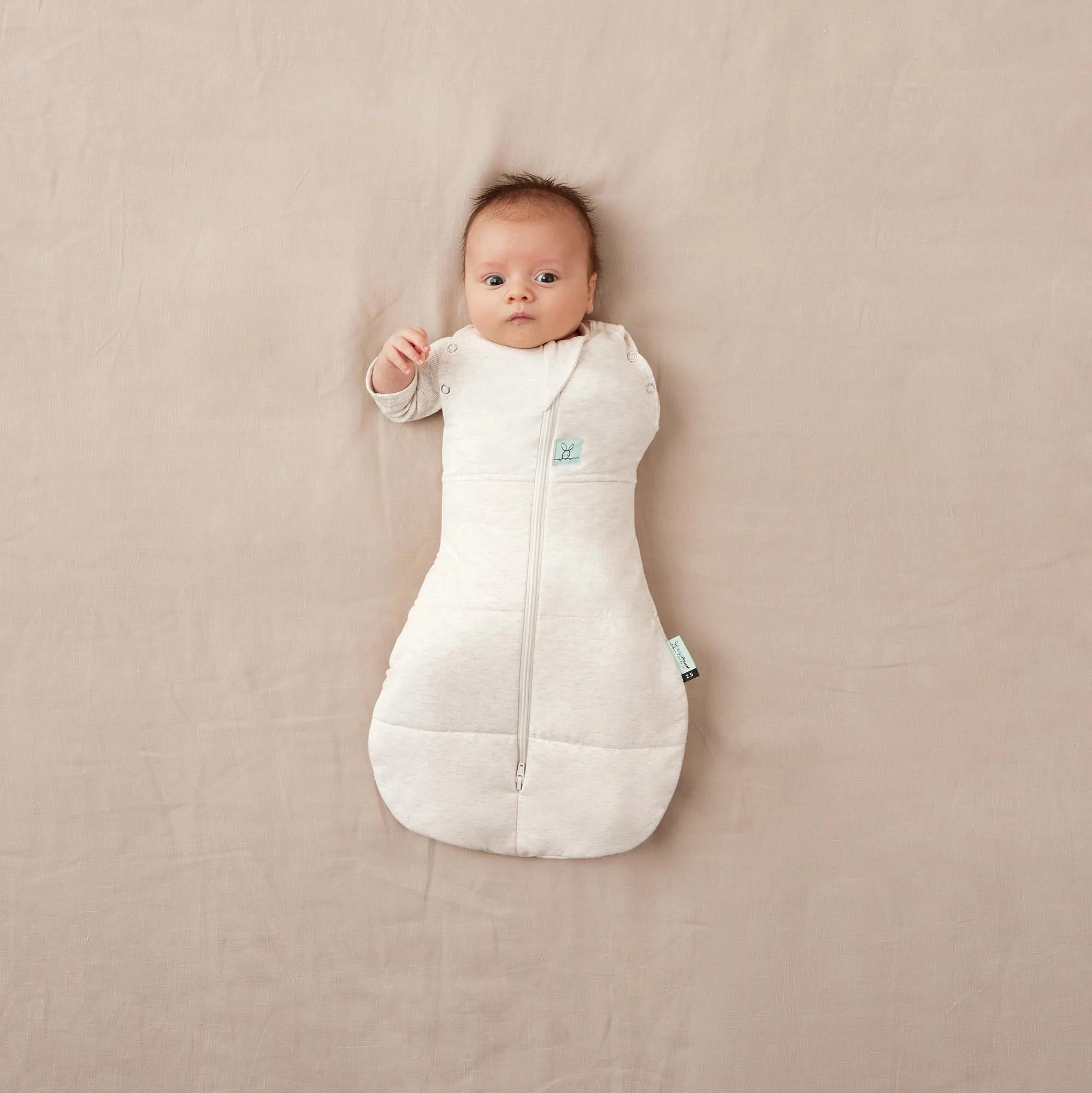 ergoPouch - Organic Winter Cocoon Swaddle Sleeping Bag - Oatmeal 2.5 TOG - Image 3