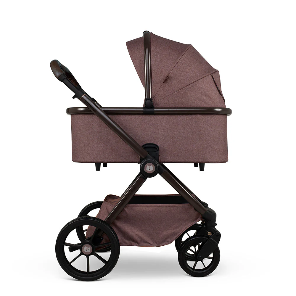 Giggle 4 Special Edition Pram and Accessory Bundle Bear Hug - Image 2
