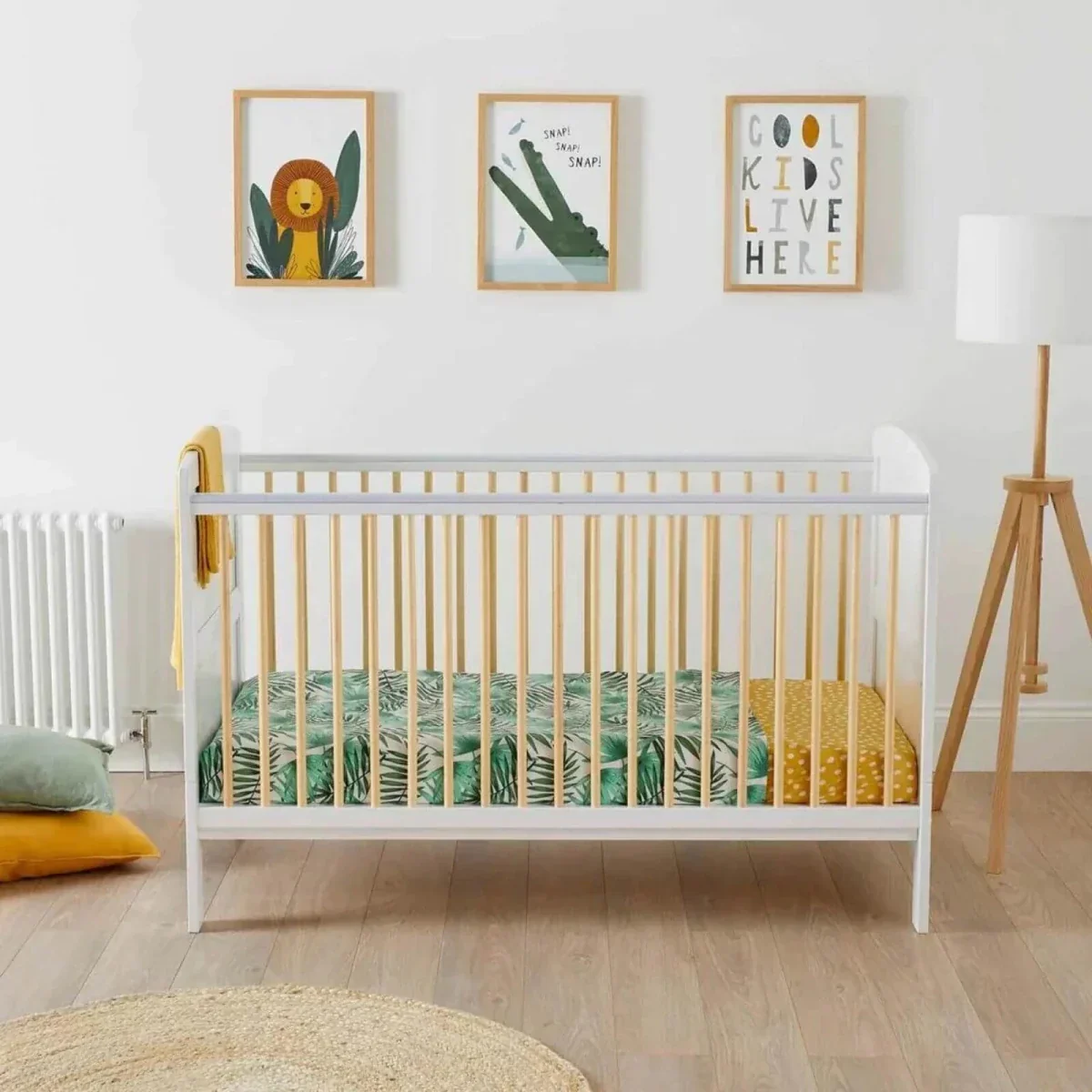 Ickle Bubba Coleby Scandi Cot Bed Scandi White - Without Mattress - Image 2