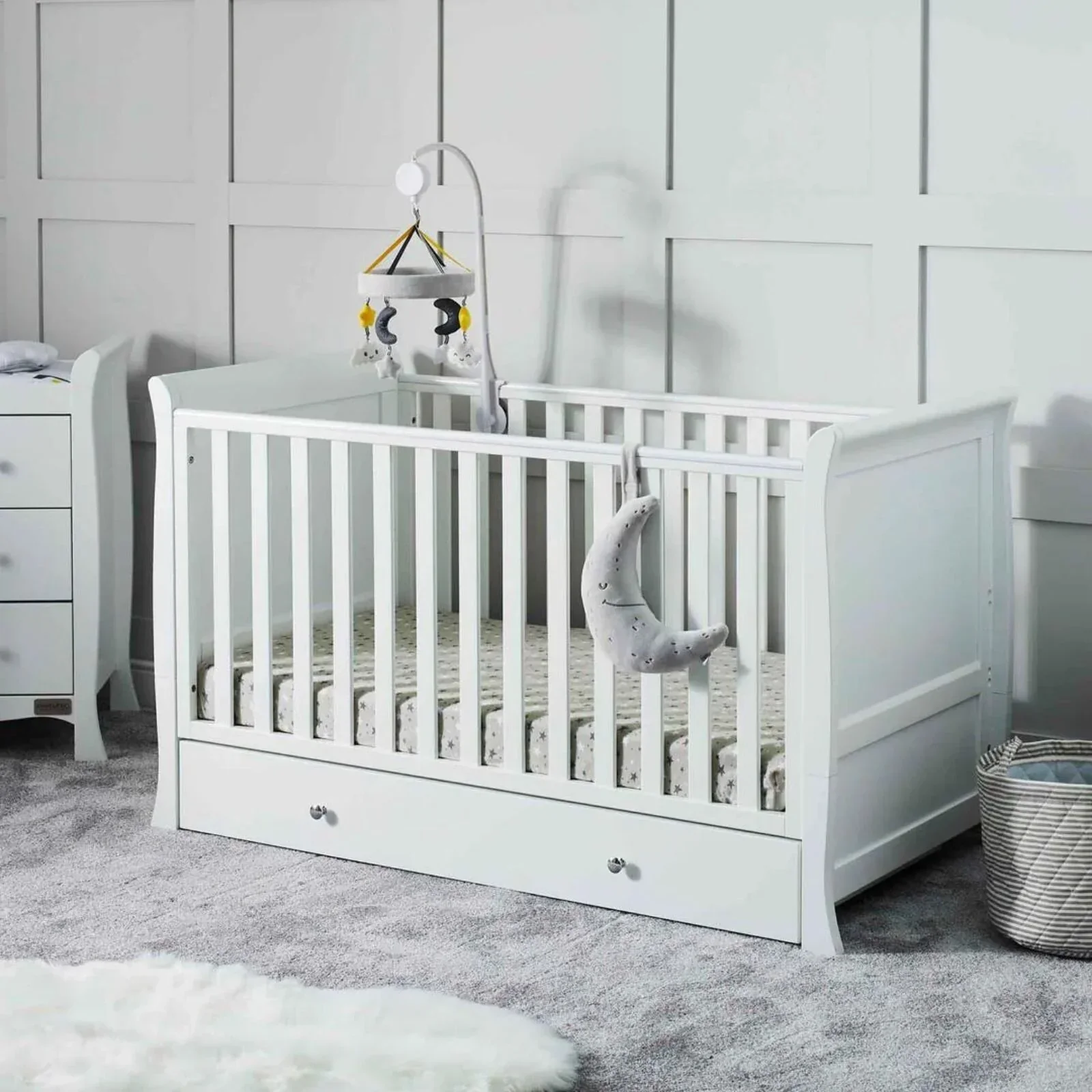 Ickle Bubba Snowdon Classic Cot Bed White - Fibre Mattress - Image 2