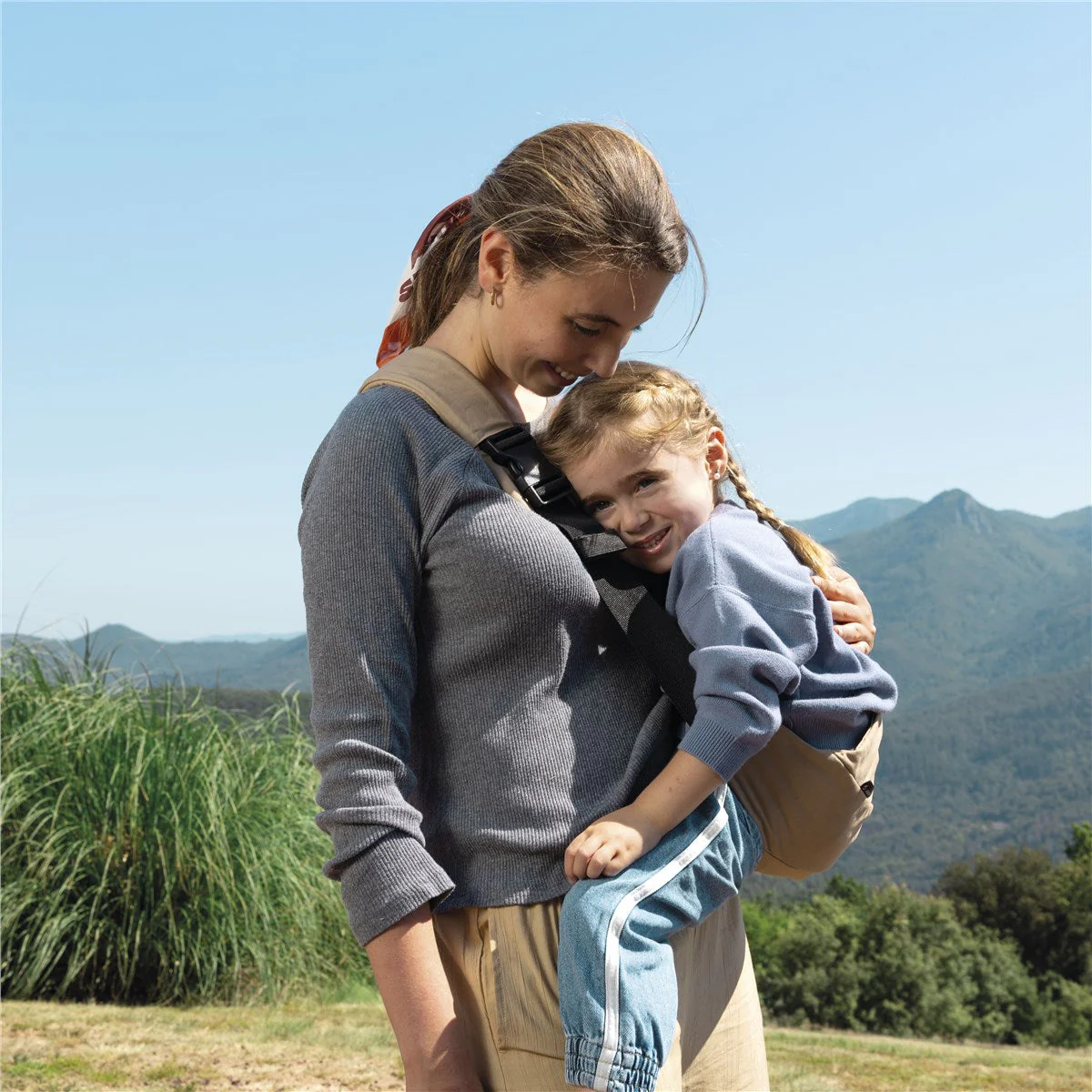Jane Catch Lightweight Hip Baby Carrier - Image 4