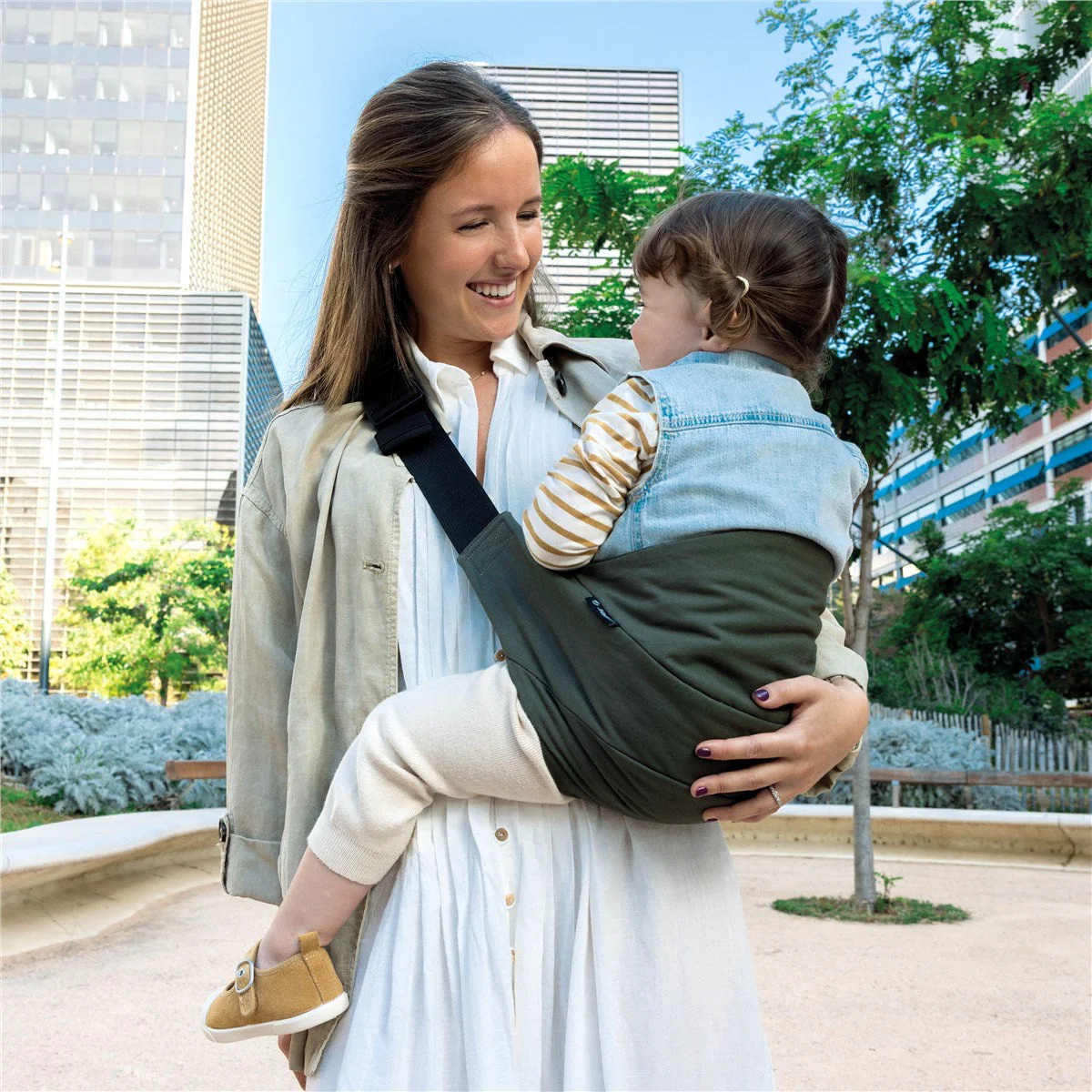 Jane Catch Lightweight Hip Baby Carrier, Bison - Image 3