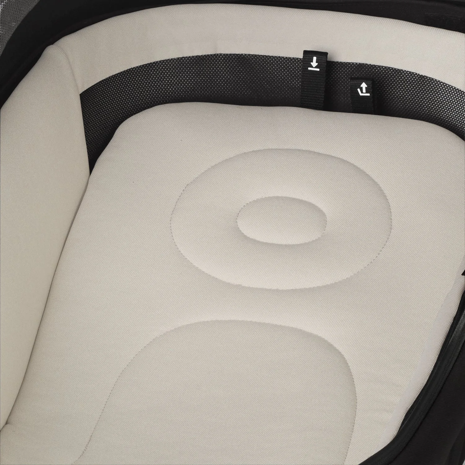Jané Newel 10-Piece Travel System with Koos i-Size & Isofix Base - Image 29