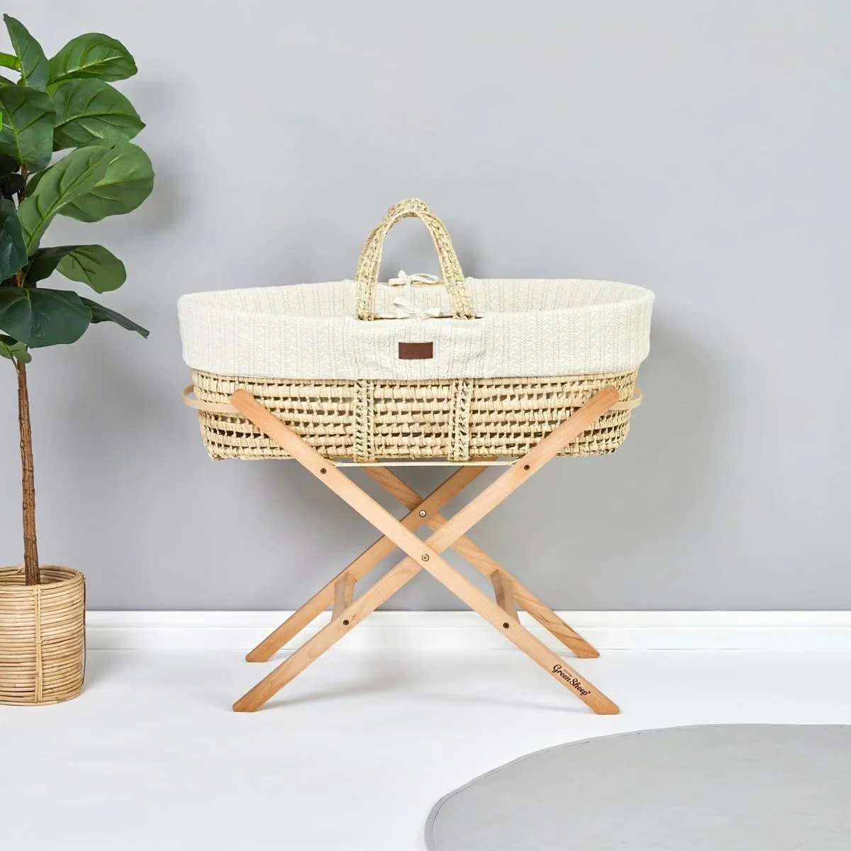 Little Green Sheep Natural Knitted Moses Basket & Mattress - Image 11
