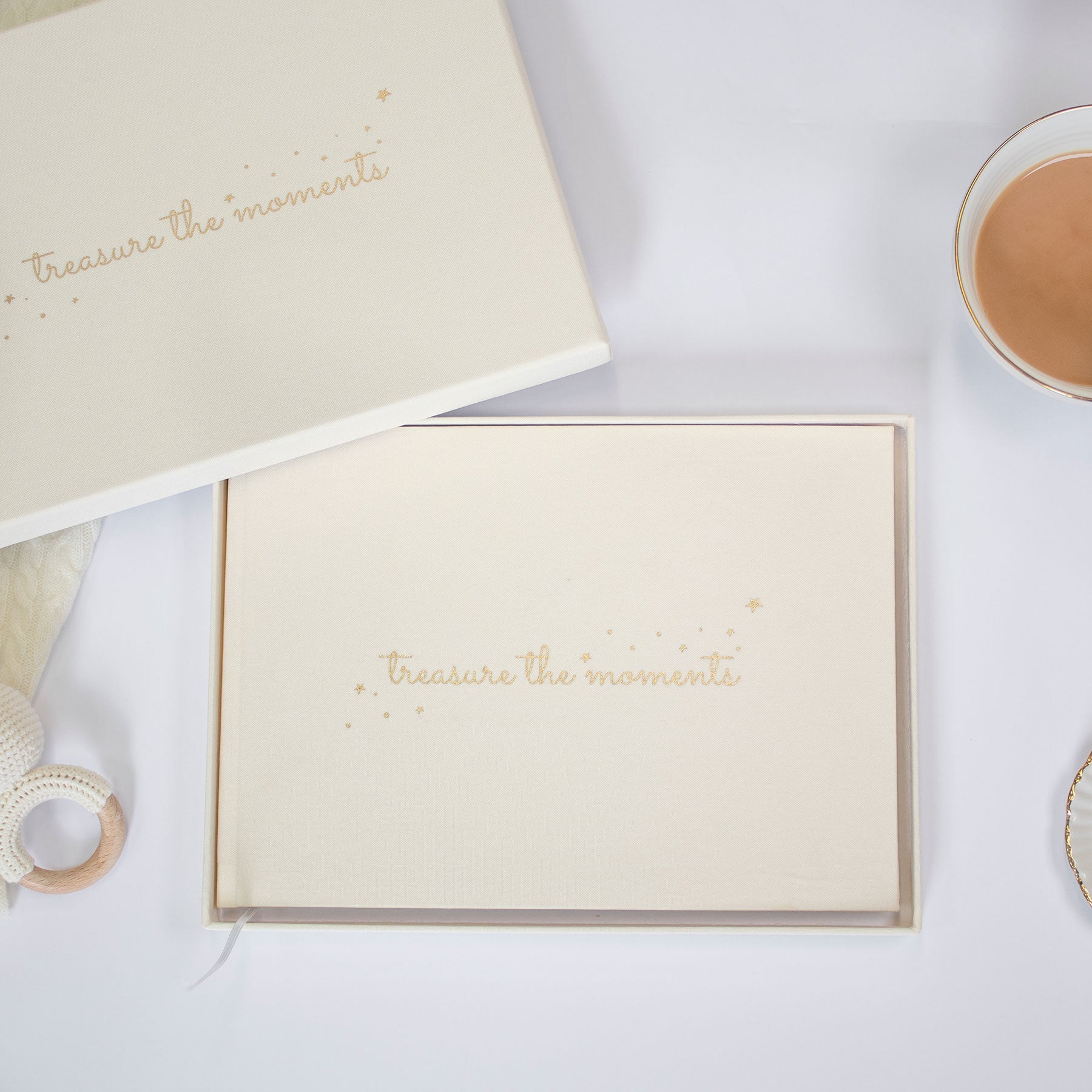 LUXURY BABY MEMORY BOOK - Image 4