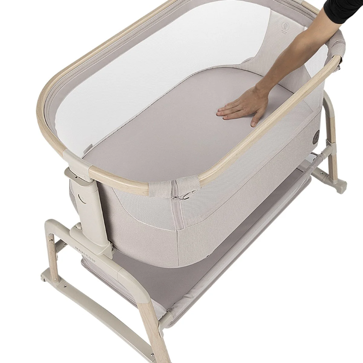 Maxi-Cosi Iora Air Co-Sleeper - Image 19