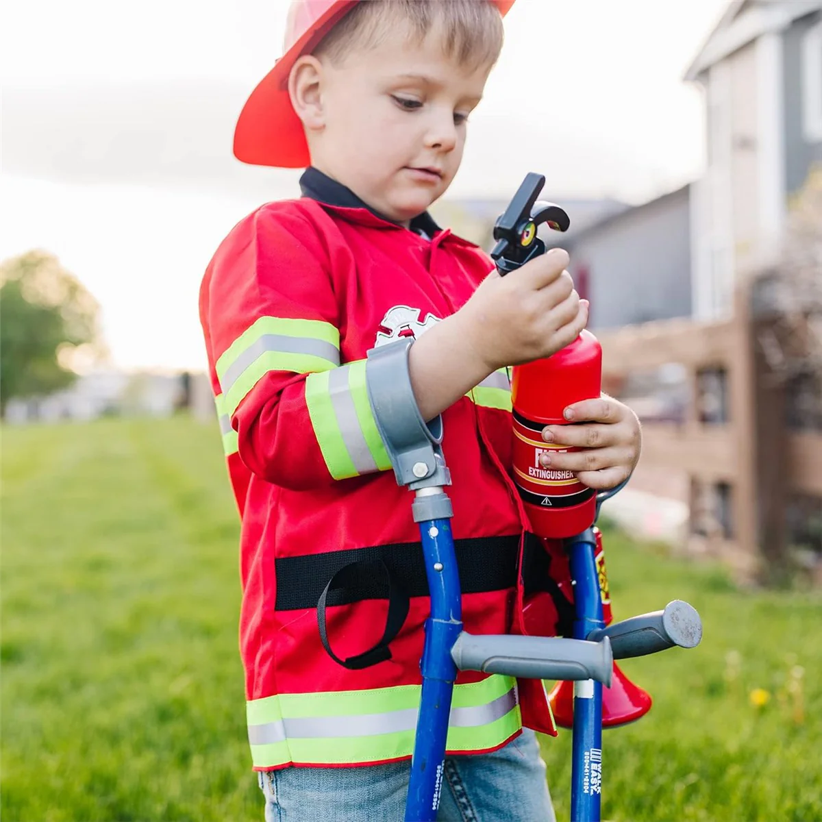 Melissa & Doug Fire Chief Outfit - Image 5