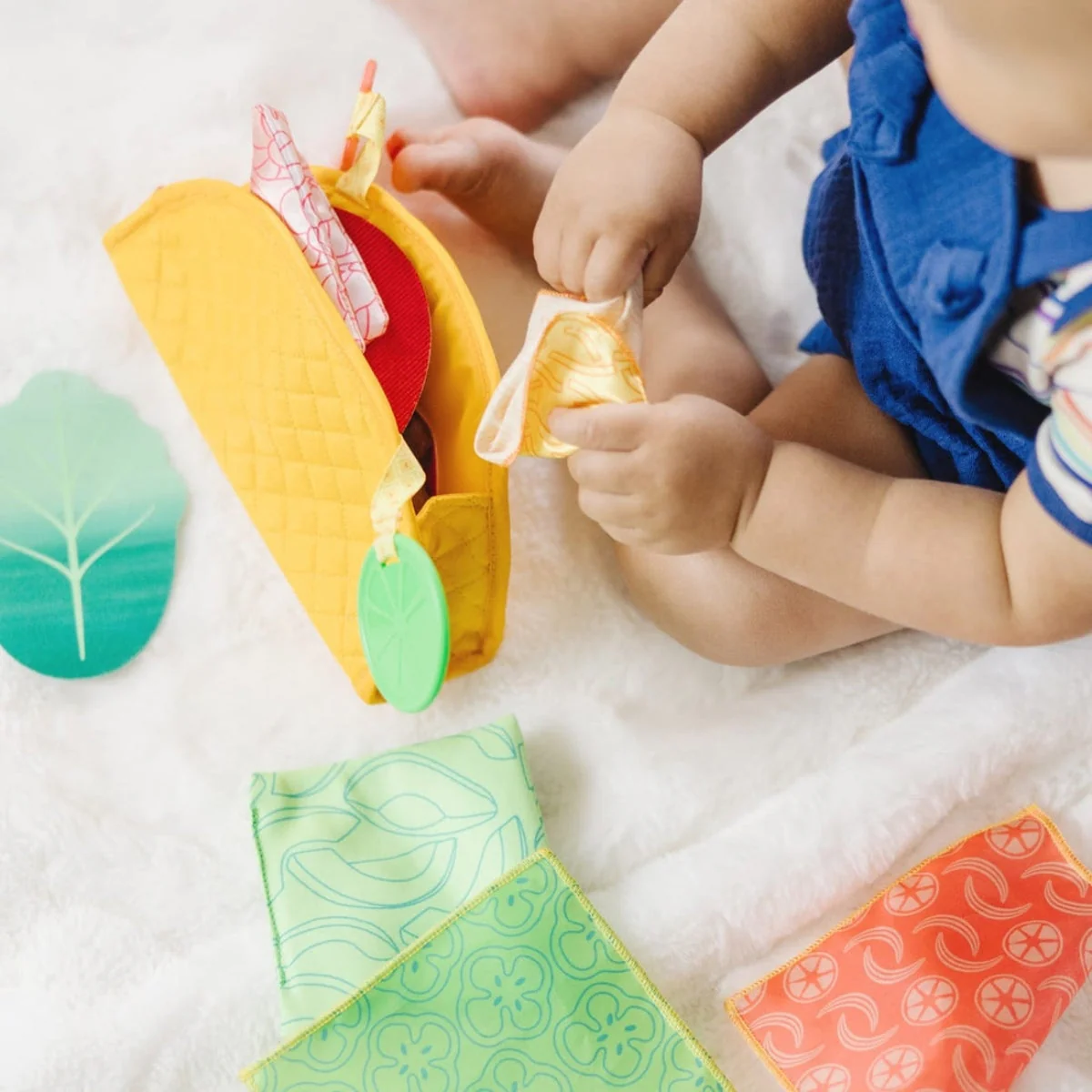 Melissa & Doug Touch & Feel Taco Soft Toy, 6 months+ - Image 3
