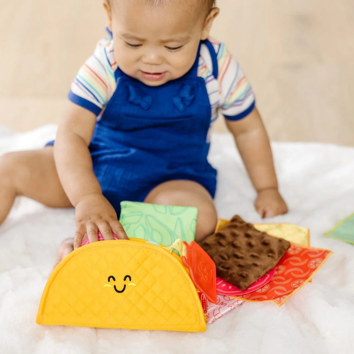 Melissa & Doug Touch & Feel Taco Soft Toy, 6 months+ - Image 5