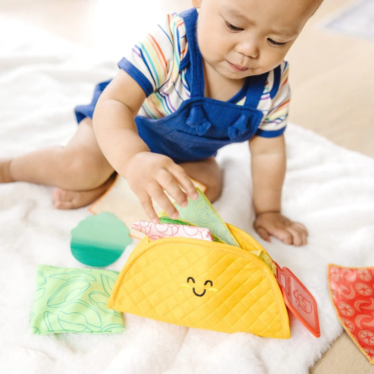 Melissa & Doug Touch & Feel Taco Soft Toy, 6 months+ - Image 6