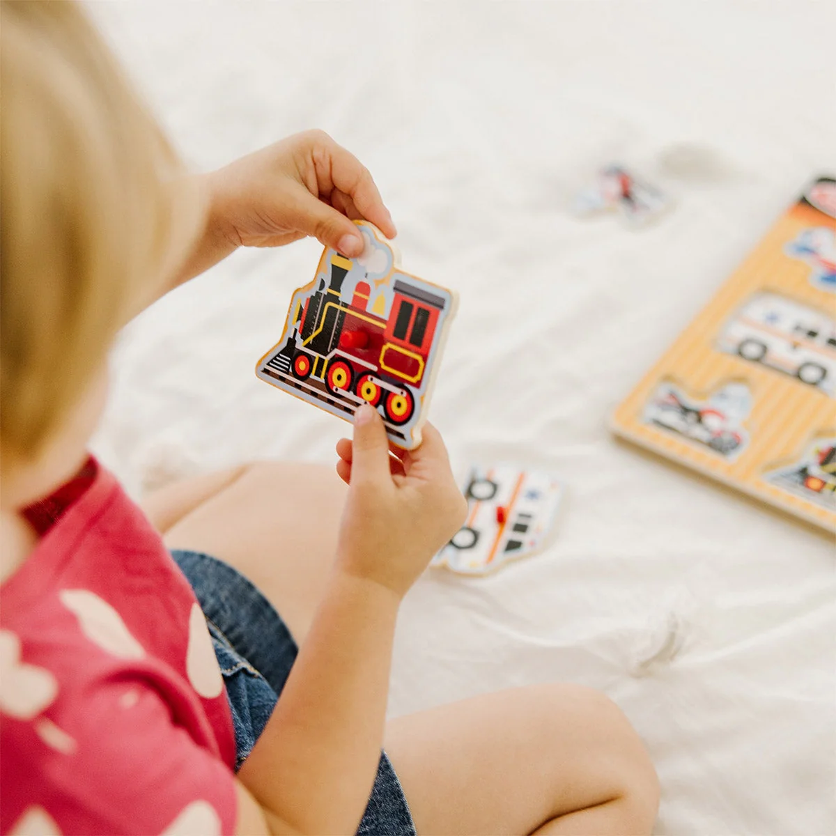 Melissa & Doug Vehicles Sound Peg Puzzle - Image 4