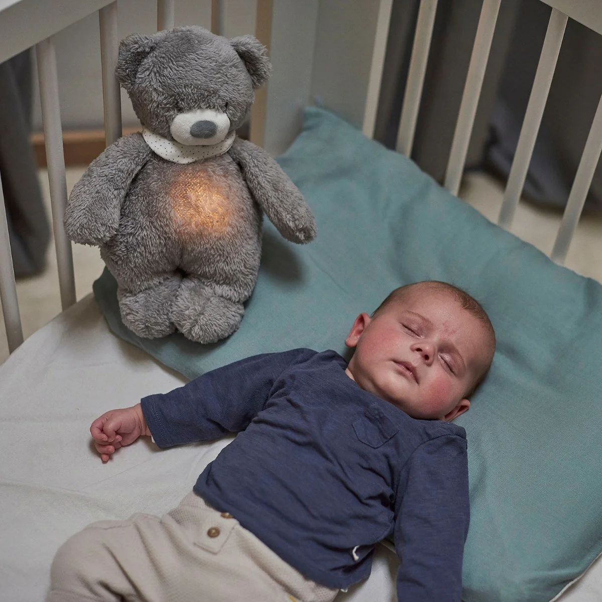 Nattou Sleepy Bear Cuddly Nightlight - Image 6