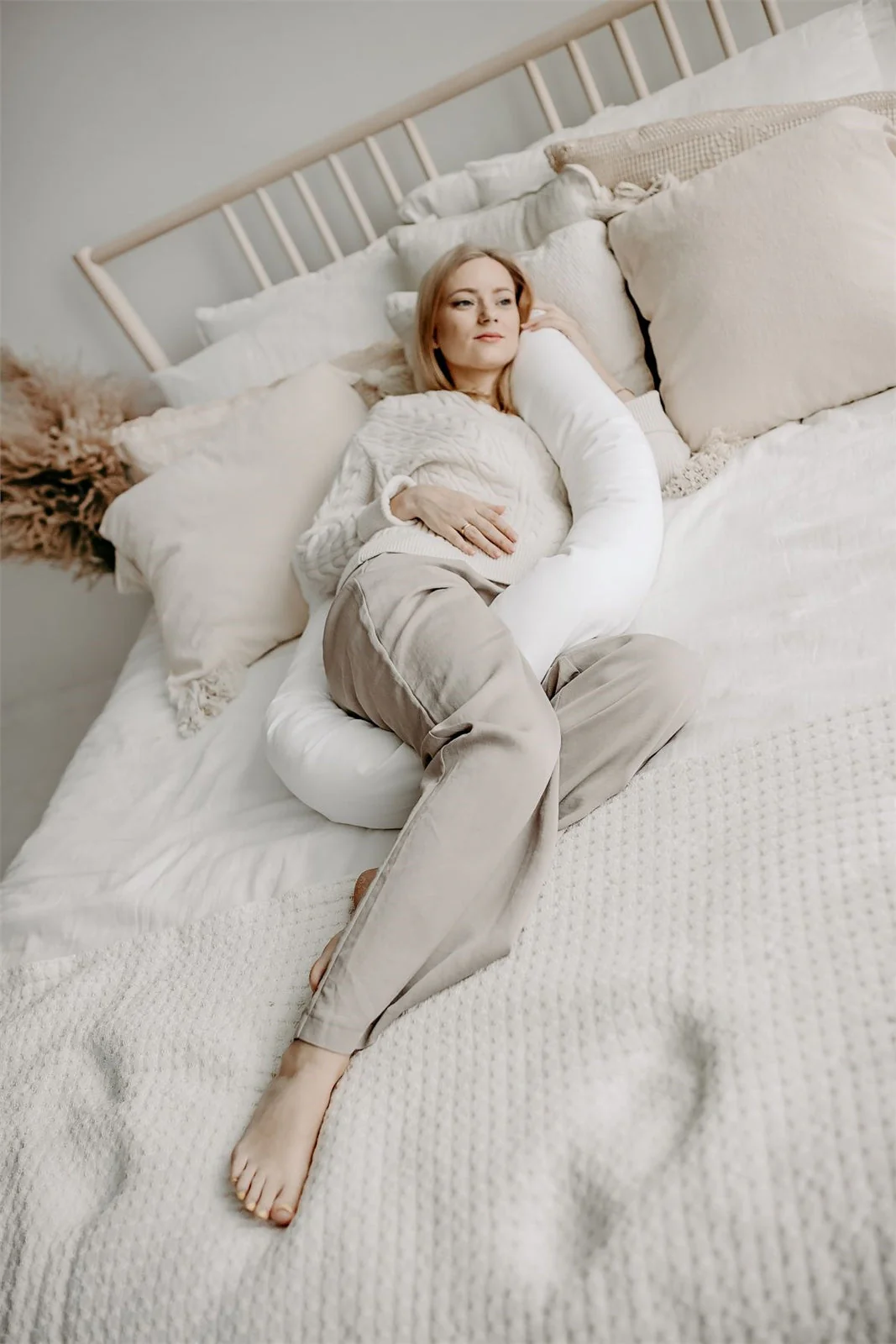 Noordi 2in1 Deluxe Baby Nest & Maternity Pillow with Silver-Ion Cotton, White - Image 9