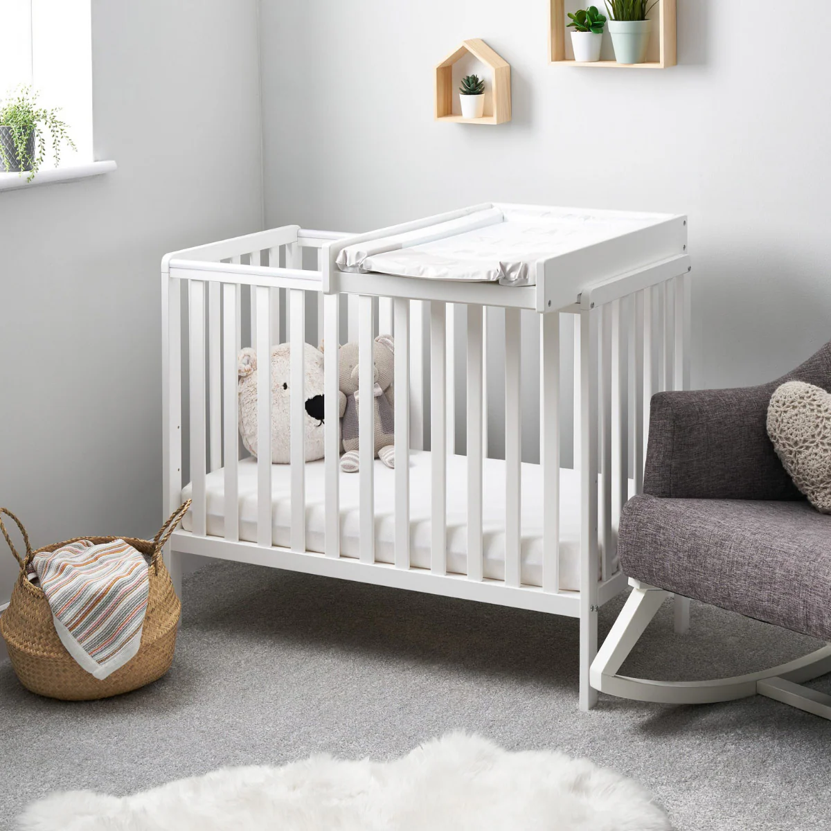 OBaby Bantam Space Saver Cot - Image 15