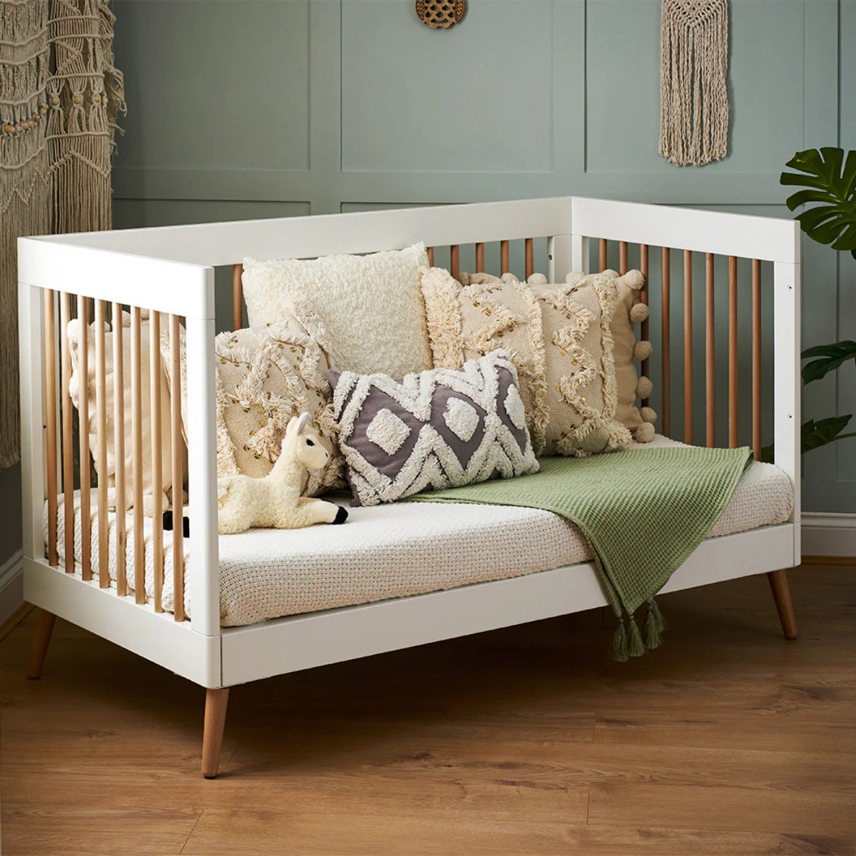 OBaby Maya Cot Bed - Image 17