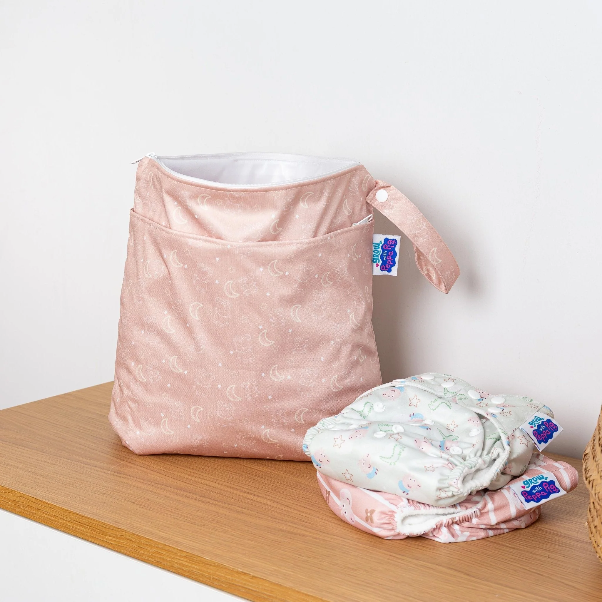 Peppa Pig Grab & Go Nappy Wet Bag - Moons & Stars - Image 2