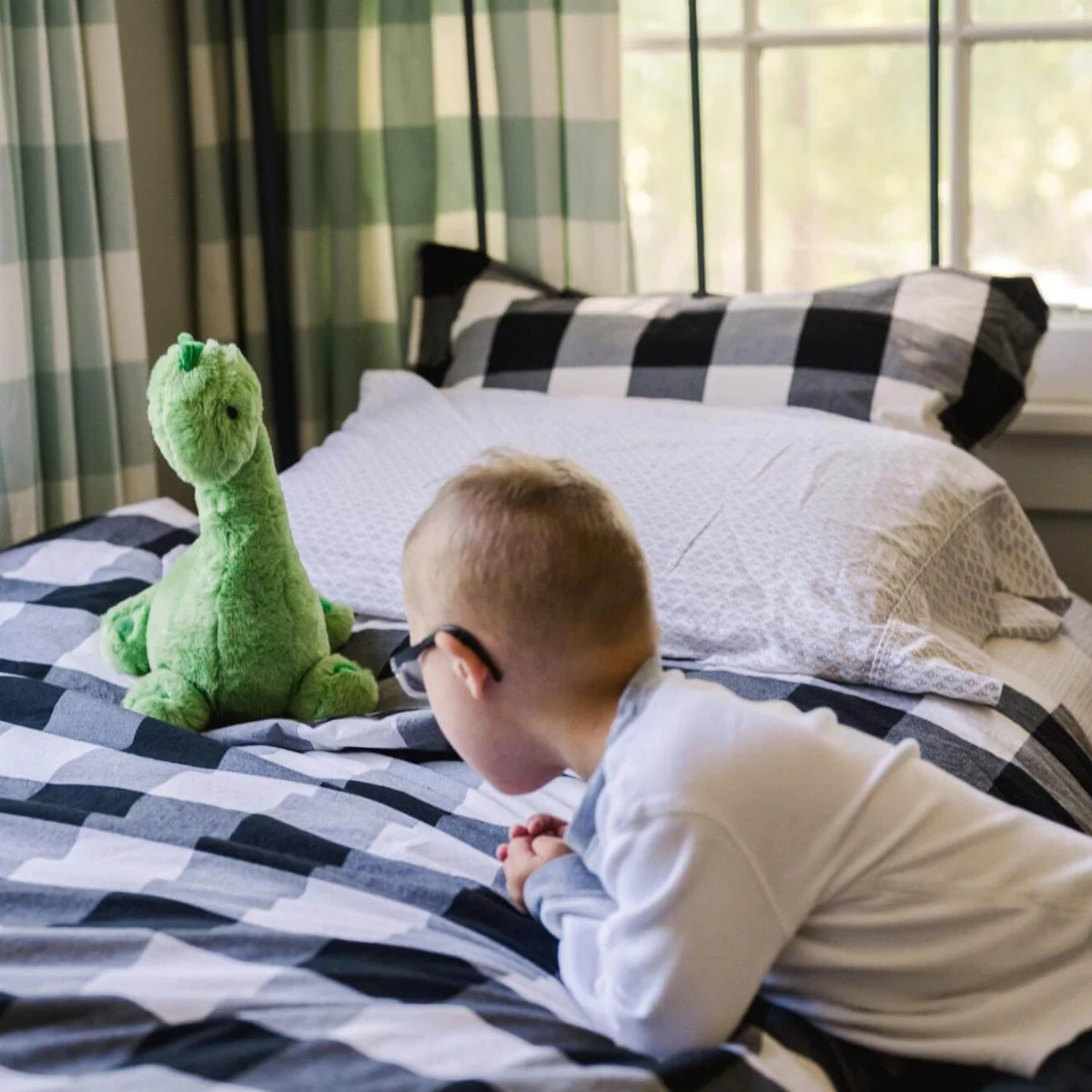 Rainbow Designs Little Luxuries Unicorn Soft Toy - Image 9