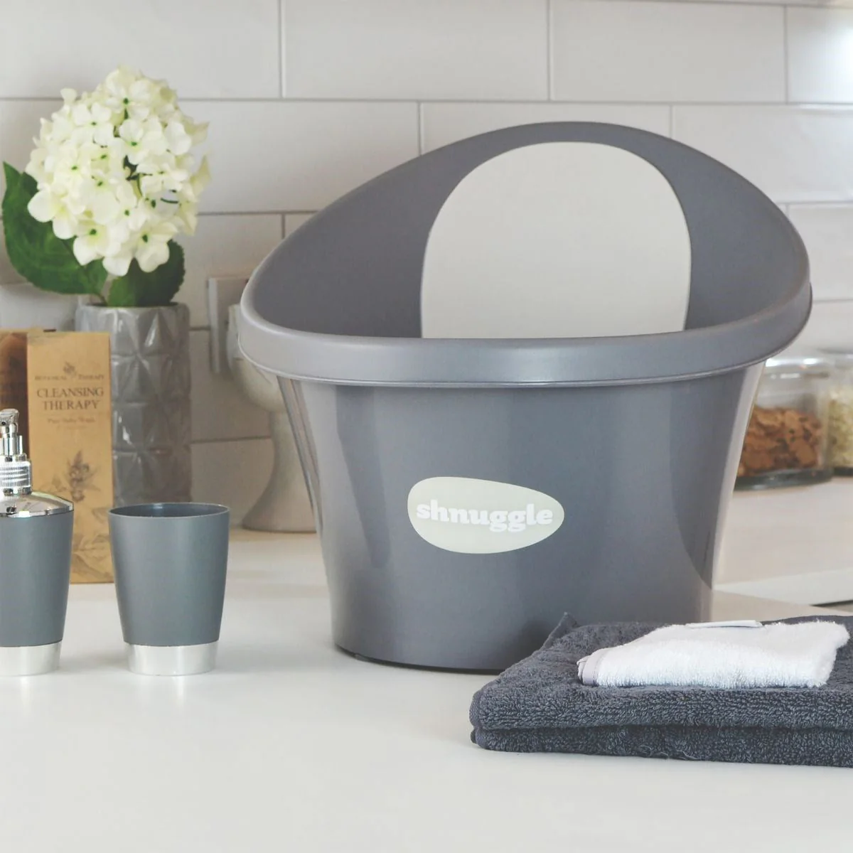 Shnuggle Baby Bath - Image 11