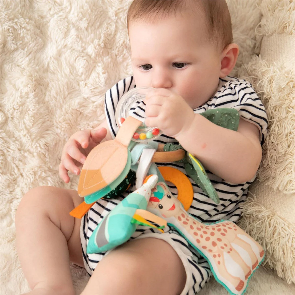 Sophie La Girafe Baby Soft Activity Ring Toy - Image 3