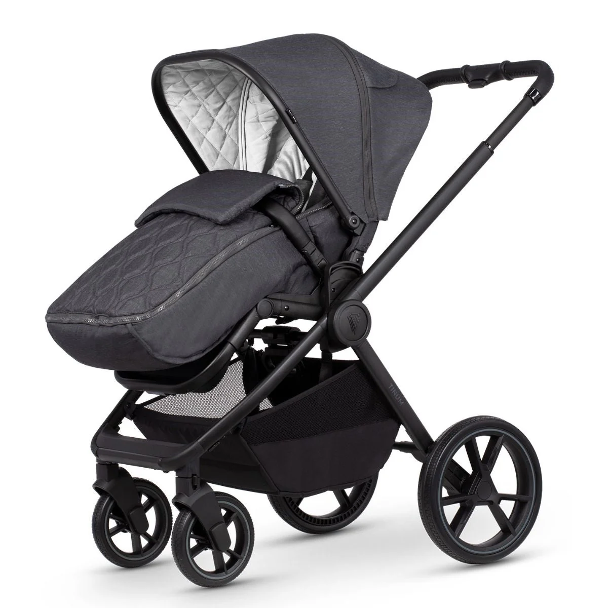 Venicci Tinum Edge 3in1 + Isofix Base Complete Travel System Bundle - Image 24