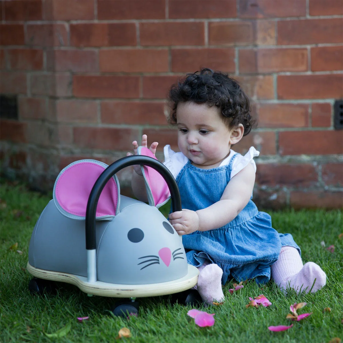 Wheelybug Mouse Ride On Toy - Image 5